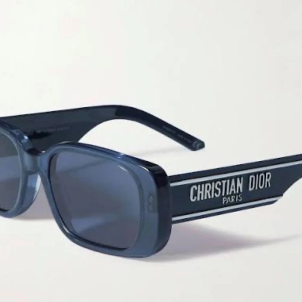 Excluded Dior Sunglasses, New 375 - Picture 4 of 9